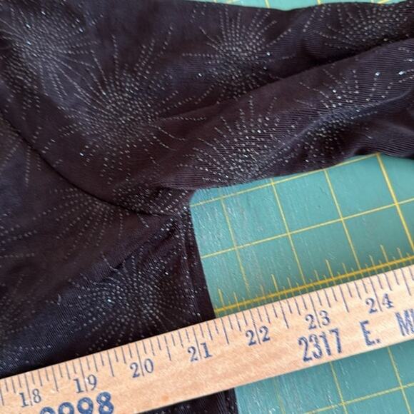 Vintage Rabbit Rabbit Rabbit Women's Black Sparkly Button Cardigan Sweater sz 12 - Picture 5 of 6